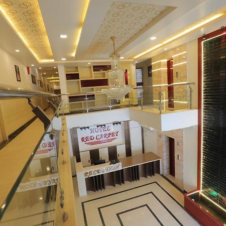 آغْرا Hotel Sahib'S Red Carpet - Family & Corporate Hotel Chain المظهر الخارجي الصورة